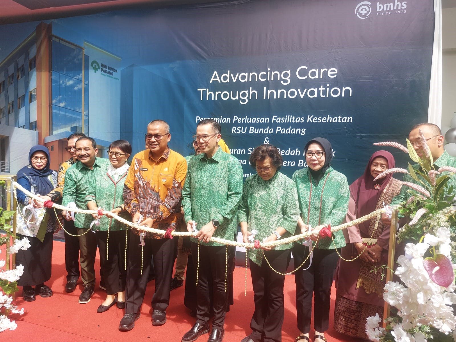 RSU Bunda Padang Hadirkan Sistem Bedah Robotik Pertama di Sumatera
