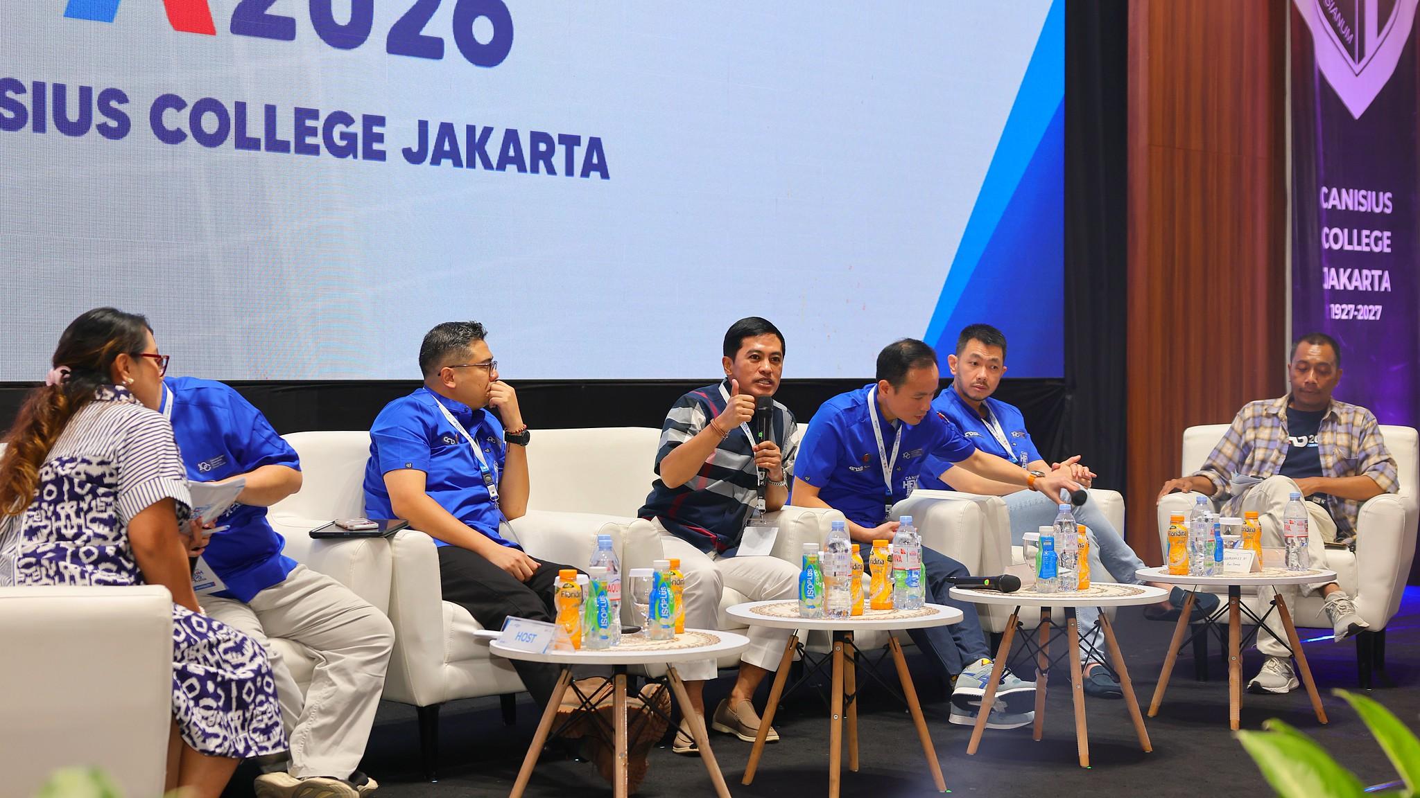 Wamenkes RI Dante Saksono Harbuwono saat acara Canisius Health Expo 2026 di Kolese Kanisius, Minggu (24/5). Foto: Kepala Biro Komunikasi dan Informasi Publik Kemenkes